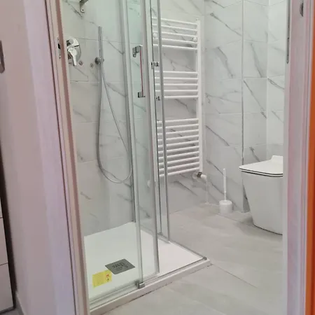 Guest house Arcobaleno By Dimora Chic 3*
